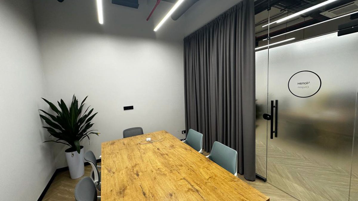 Ofis fotosi 2, 102 m²